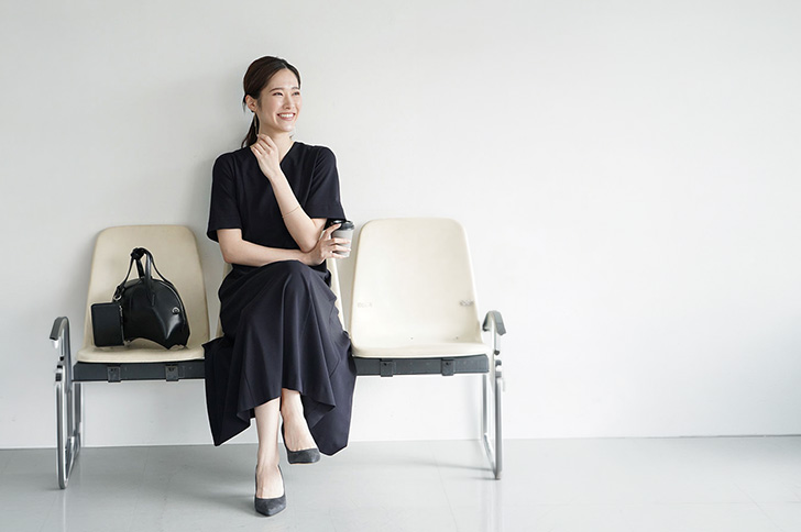 着心地の良さと、静かな美しさで大人心を魅了する “セシリアワンピース”